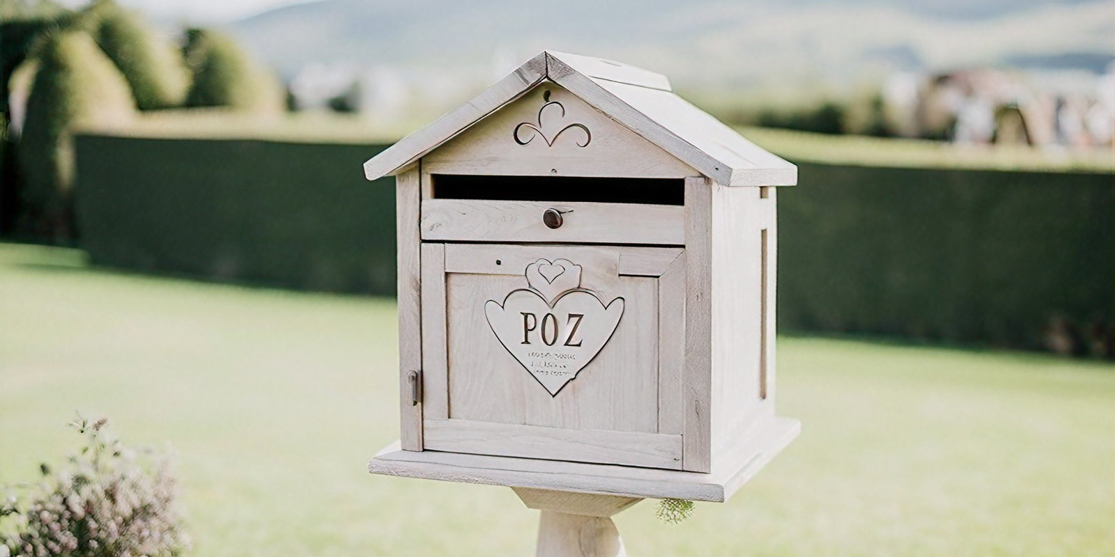 Chic Wedding Mailbox Ideas to Elevate Your Special Day